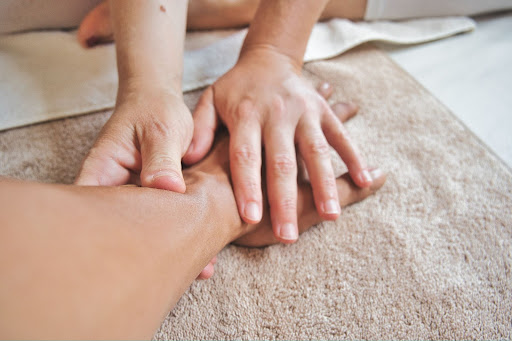 How Can Massage Therapy Boost Work Performance & Success